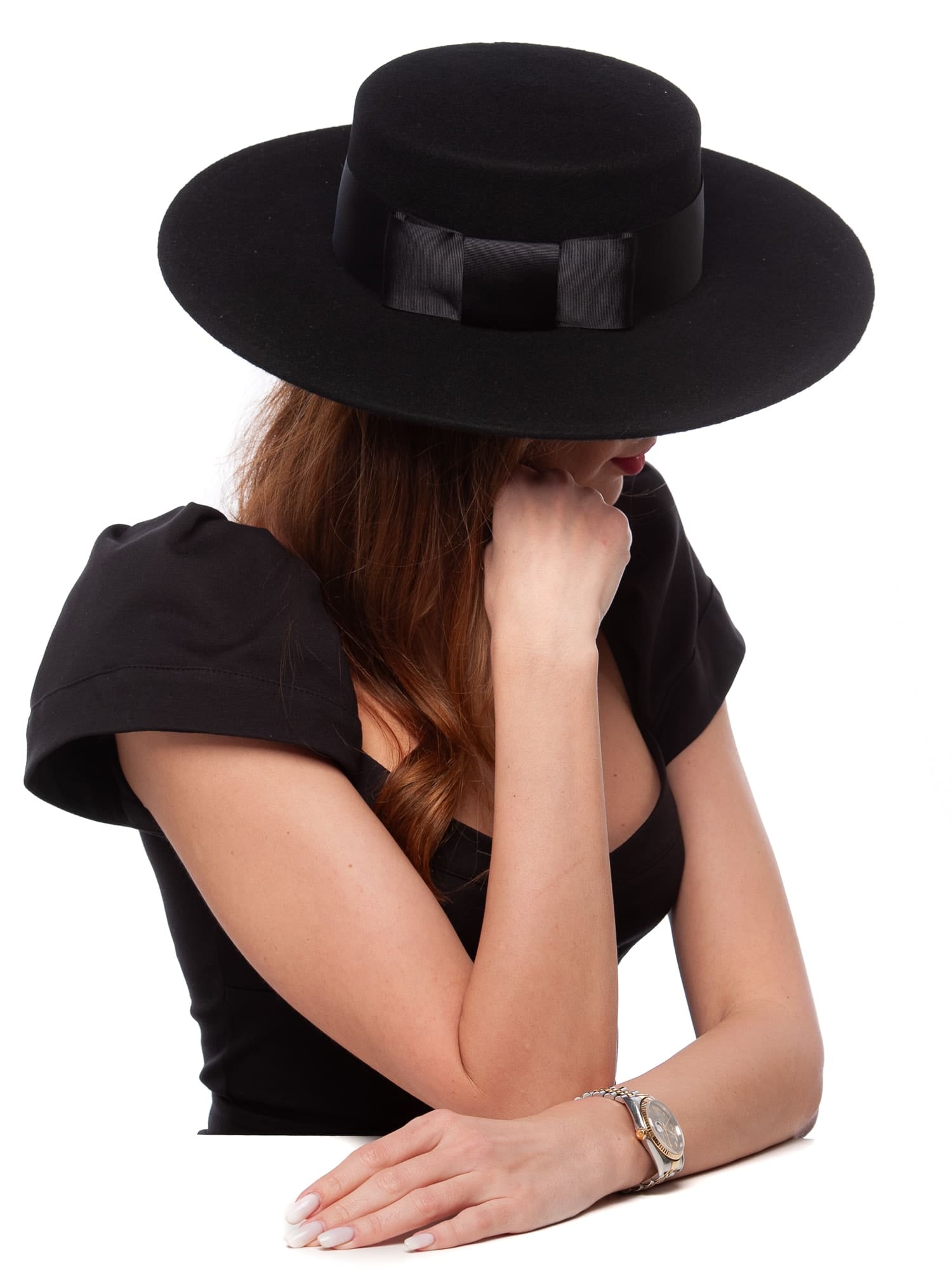 Palarie dama Fly big fetru nero, neagra, bor mediu spre mare, fetru de lana