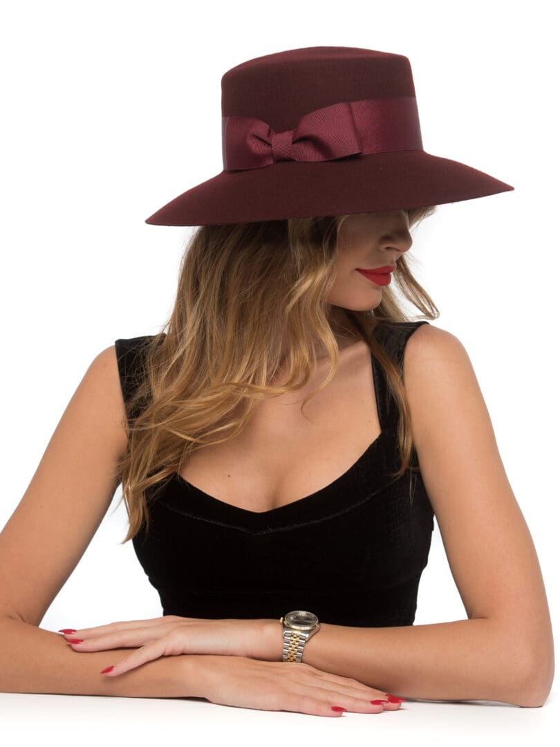 Palarie dama, Malina small bordeaux, borul coborat, fetru de lana