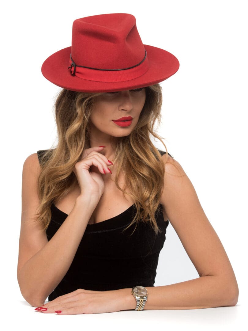 Palarie dama Nick small rosso, rosie, borul semirigid, fetru de lana