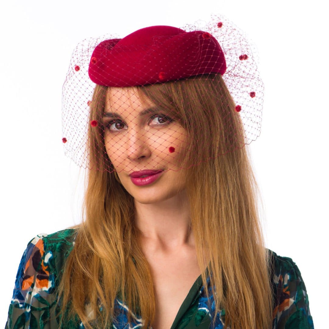 Toca Moss voaleta rosso india, rosie, cu voaleta, fetru de lana