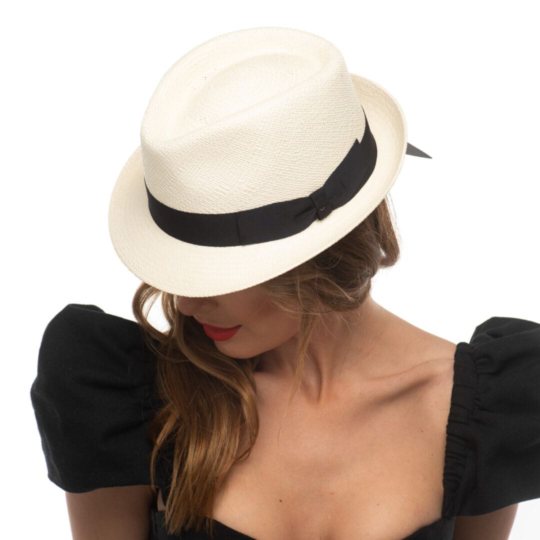 Palarie dama Panama Santy b/navy, alba/navy, bor mic, paie toquilla
